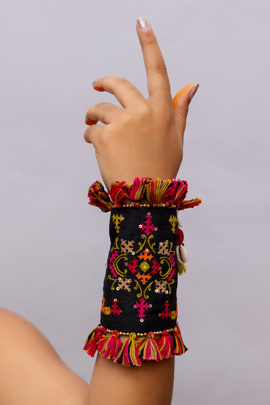 Black Rabari Handcuff