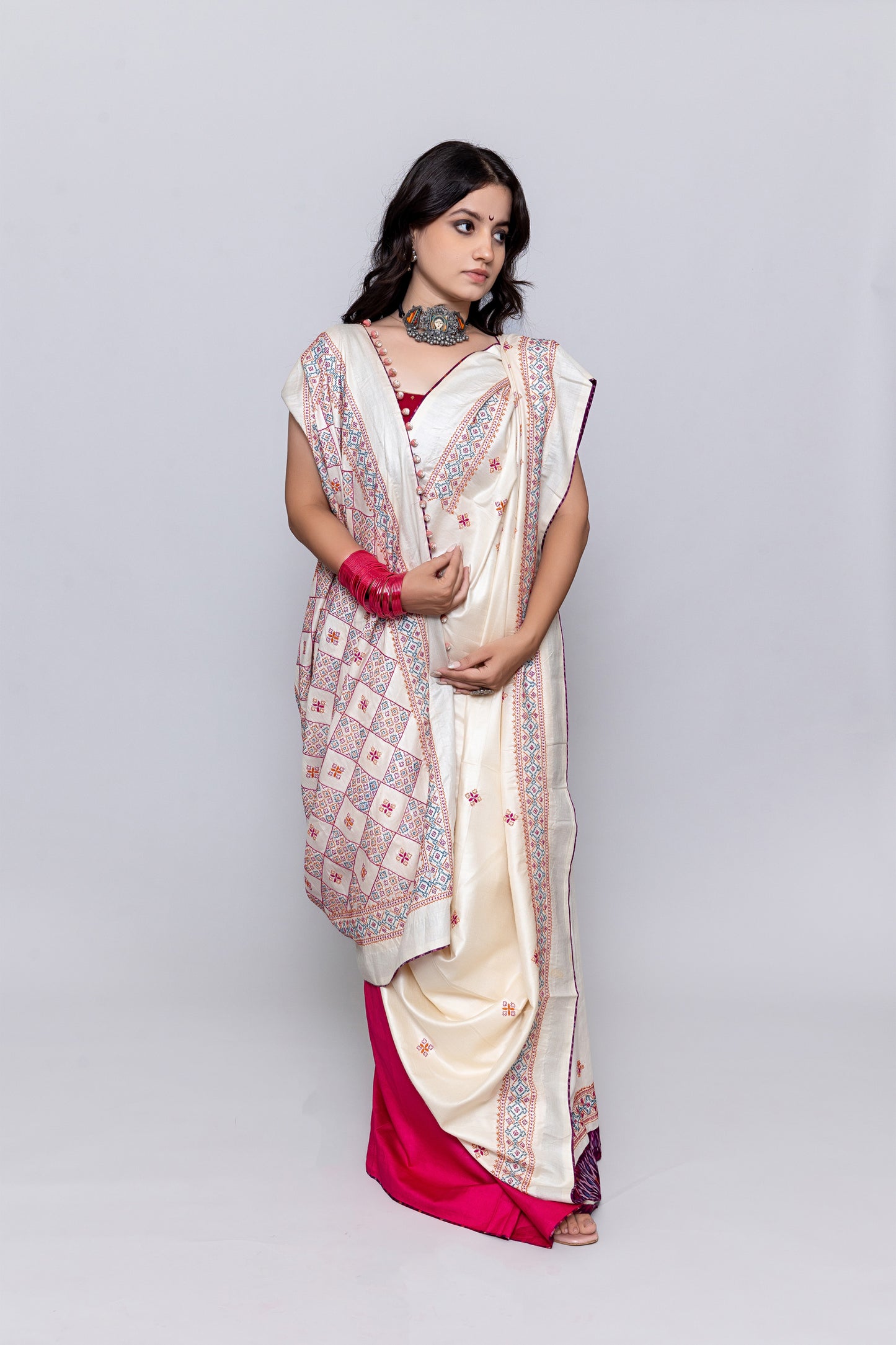 Handwoven White Satin Silk Saree With Dharwadi Motifs