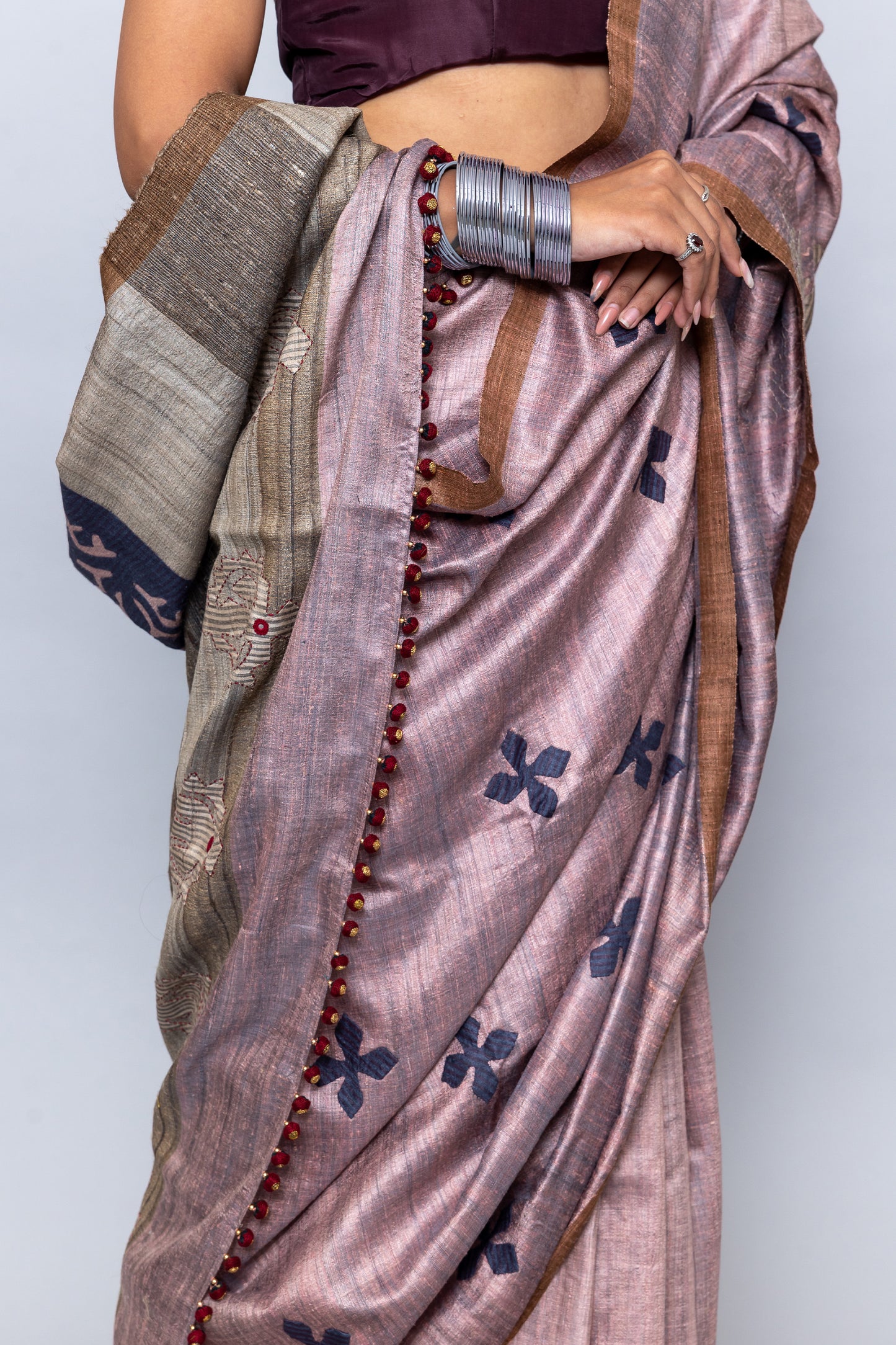 Handcrafted Lavender Tussar Silk Saree – Artisanal Appliqué Elegance