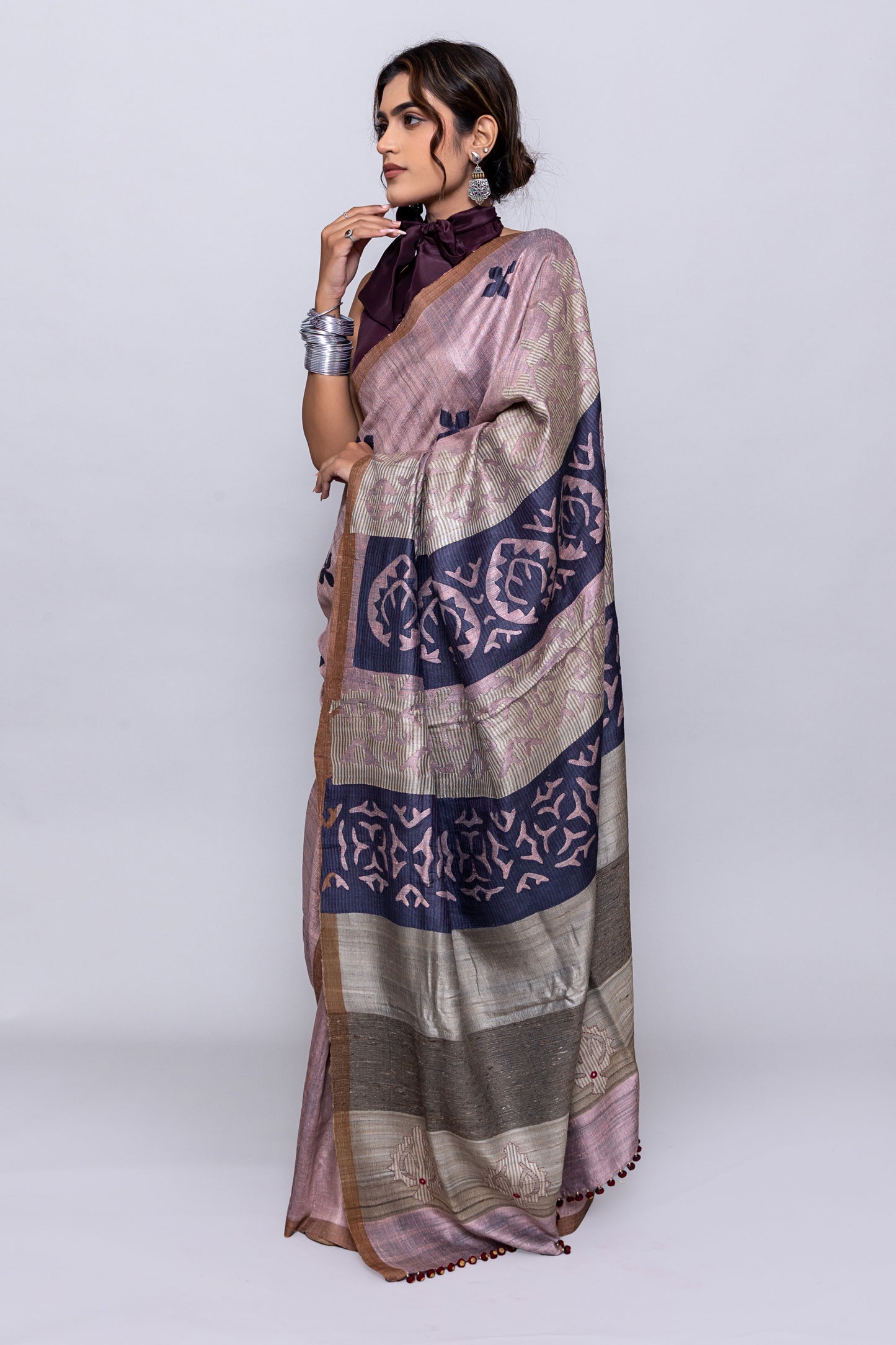 Handcrafted Lavender Tussar Silk Saree – Artisanal Appliqué Elegance