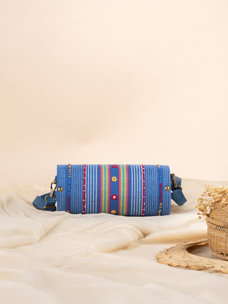 Blue Round Hand Woven Wooden Sling Bag