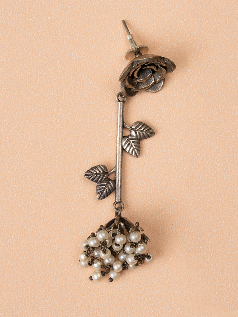 Rosette Oxidised Earring