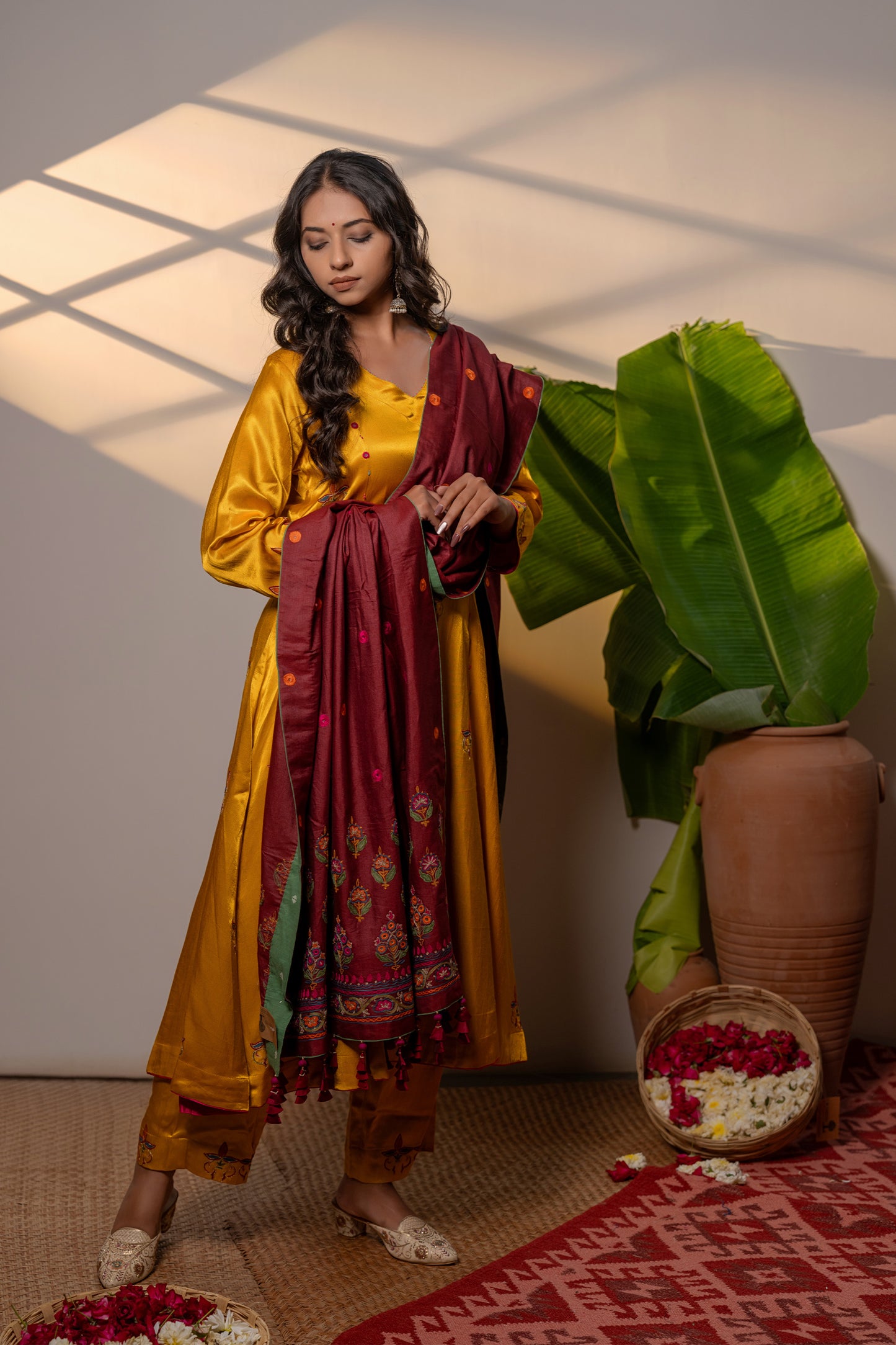 Handwoven Burgundy Dupatta With Exquisite Aari Embroidery