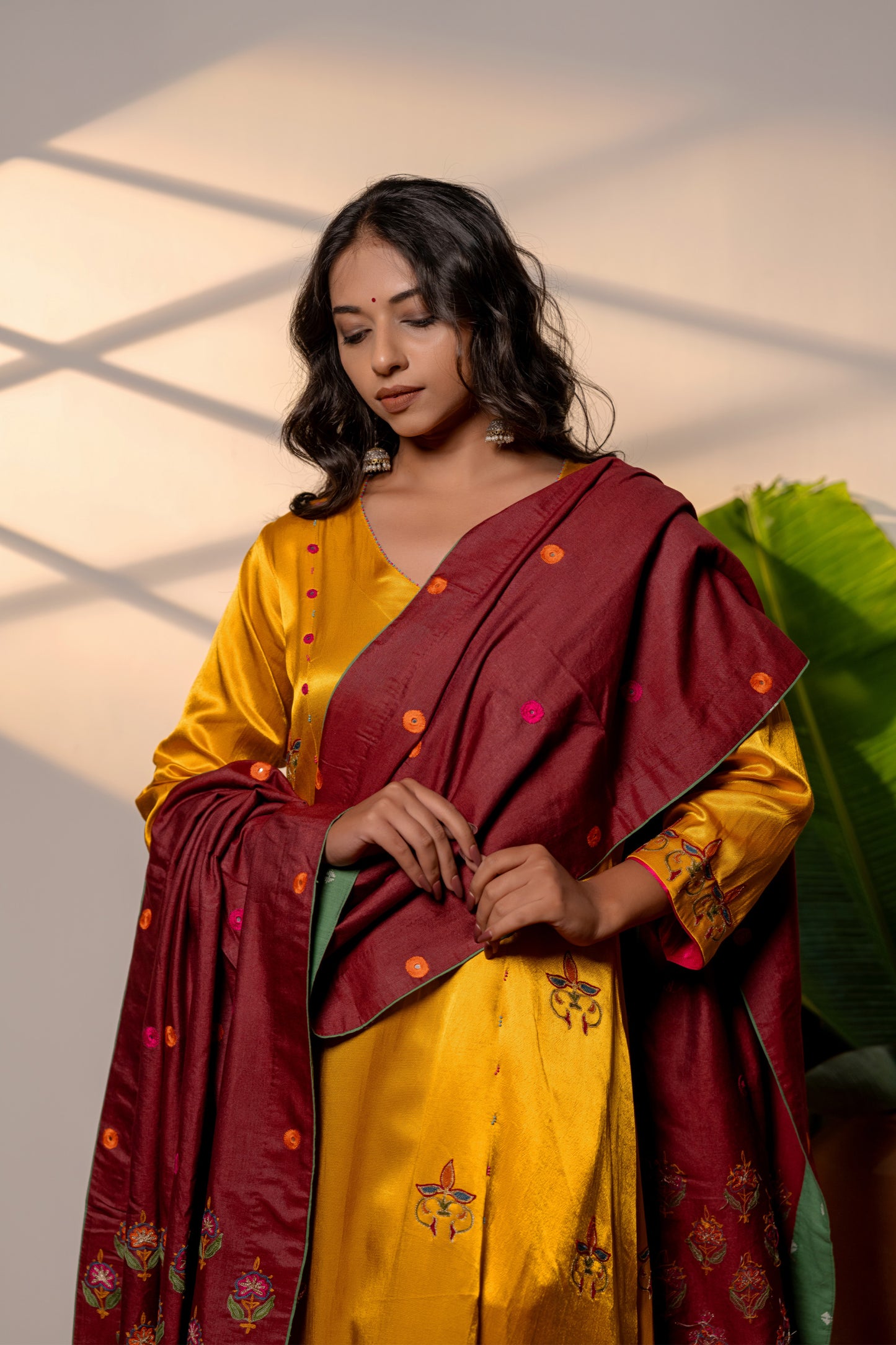 Handwoven Burgundy Dupatta With Exquisite Aari Embroidery