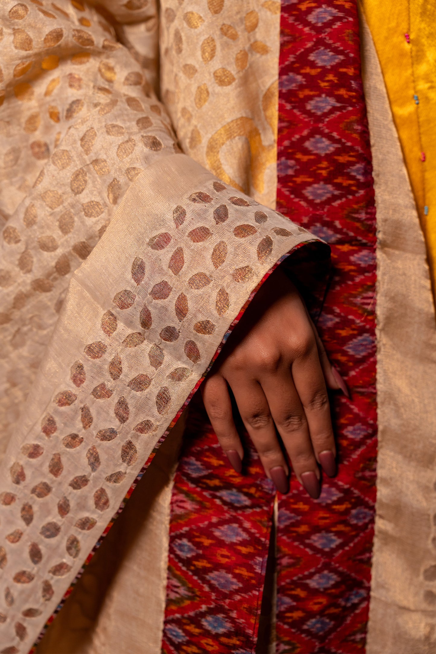Ivory Tissue Hand-Cut Applique Festive Dupatta
