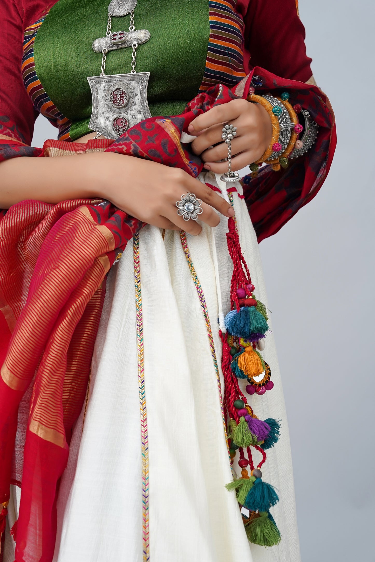 White Slub Silk Chanderi Lehenga – Navratri Chaniya