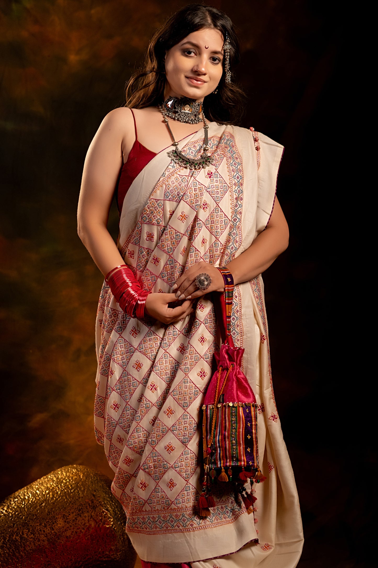 Handwoven White Satin Silk Saree With Dharwadi Motifs
