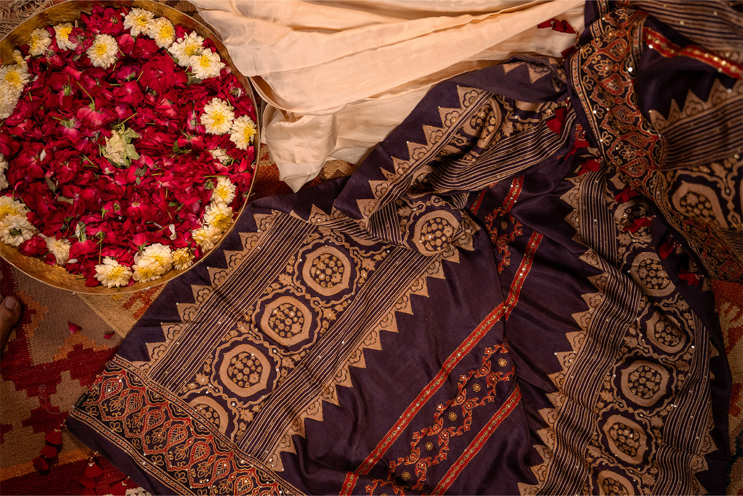 Black Handwoven Mashru Dupatta – Traditional Ajrakh & Aari Elegance