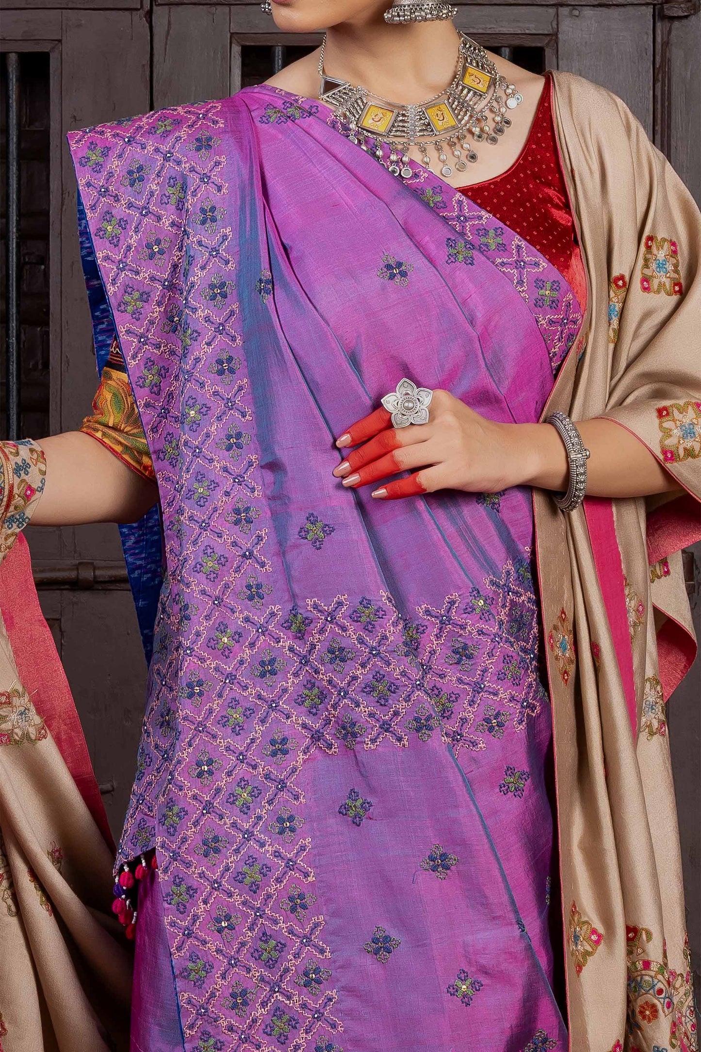 Handcrafted Purple Silk Saree With Traditional Dharwadi Embroidery