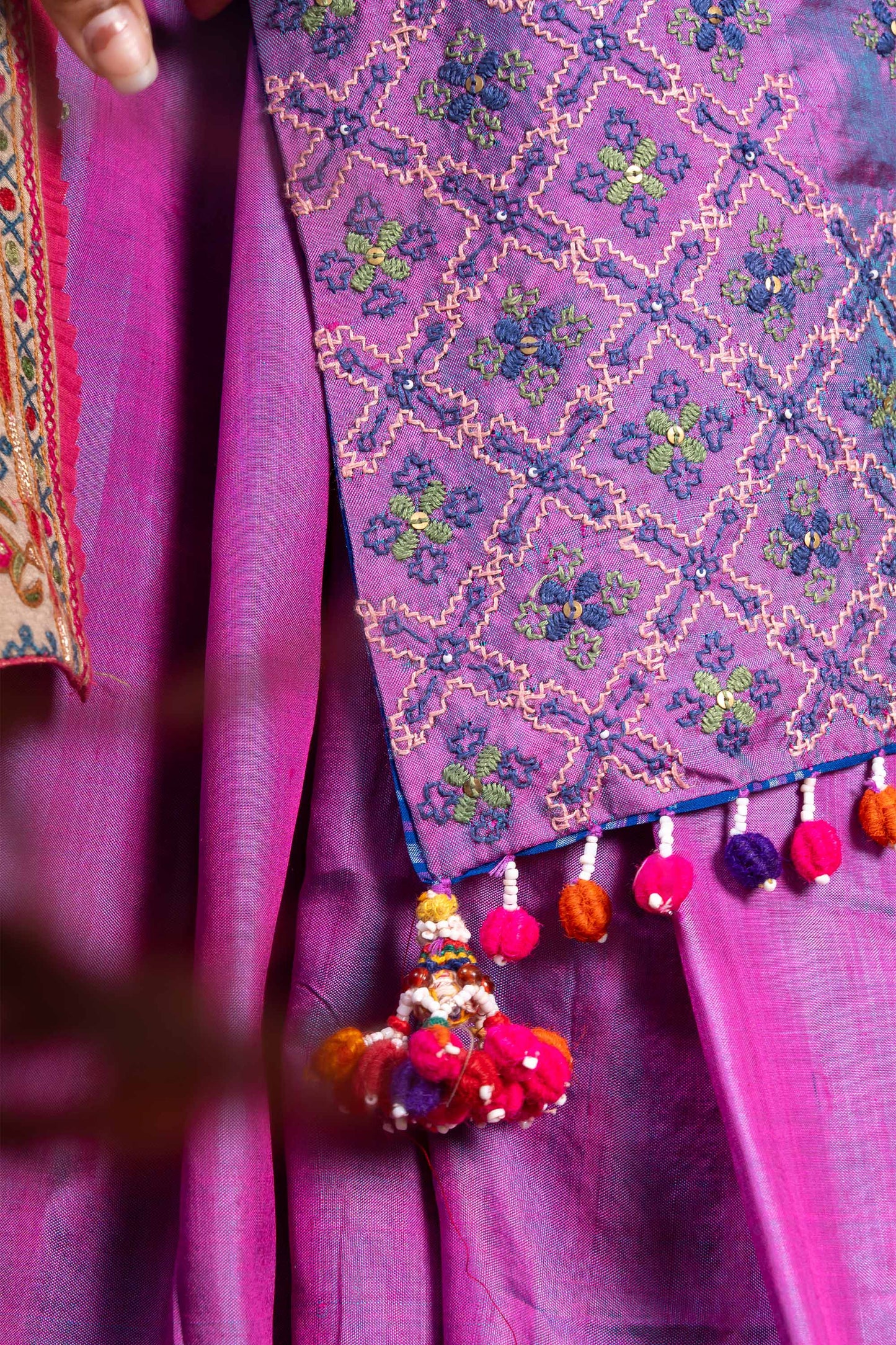 Handcrafted Purple Silk Saree With Traditional Dharwadi Embroidery