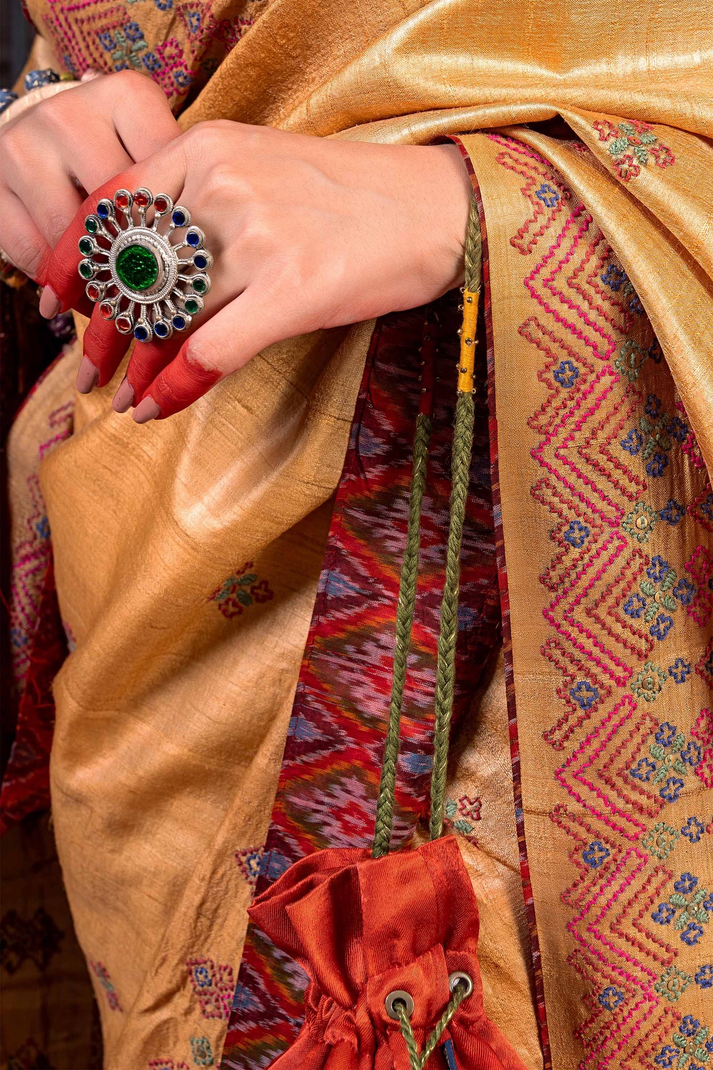 Handwoven Beige Tussar Silk Saree With Dharwadi Embroidery