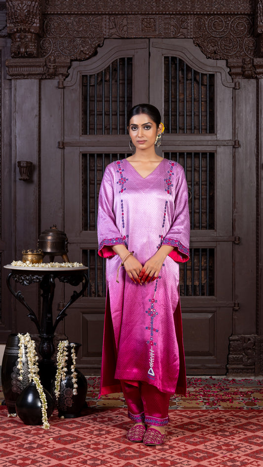 Pink to Violet Mashru Kurta Set with Mirror-Embellished Rabari Work