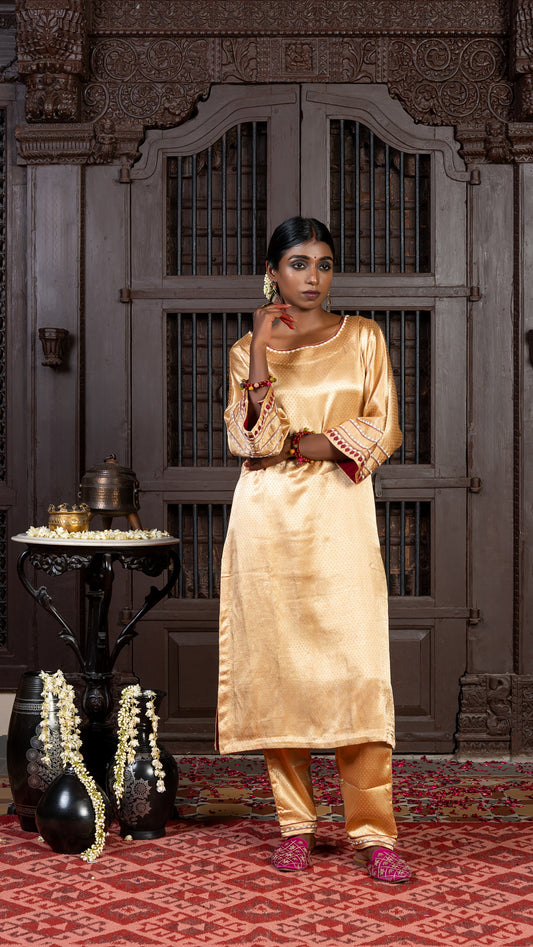 Ivory Mashru Kurta Set with Intricate Aari Threadwork