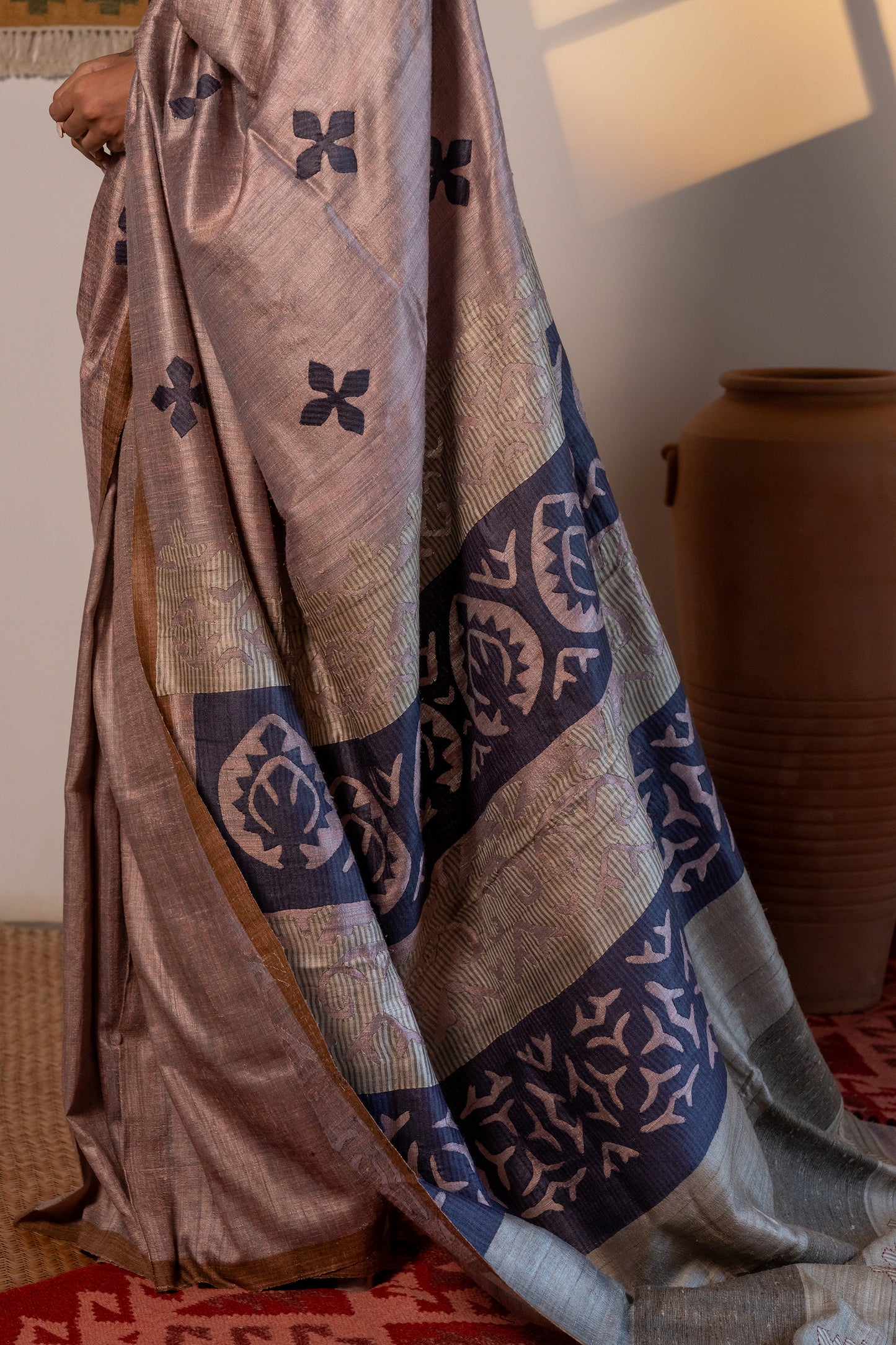 Handcrafted Lavender Tussar Silk Saree – Artisanal Appliqué Elegance