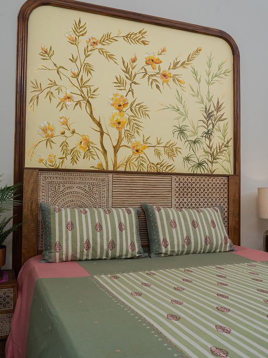 Peach Mint Dazy Floral Bedsheet Set