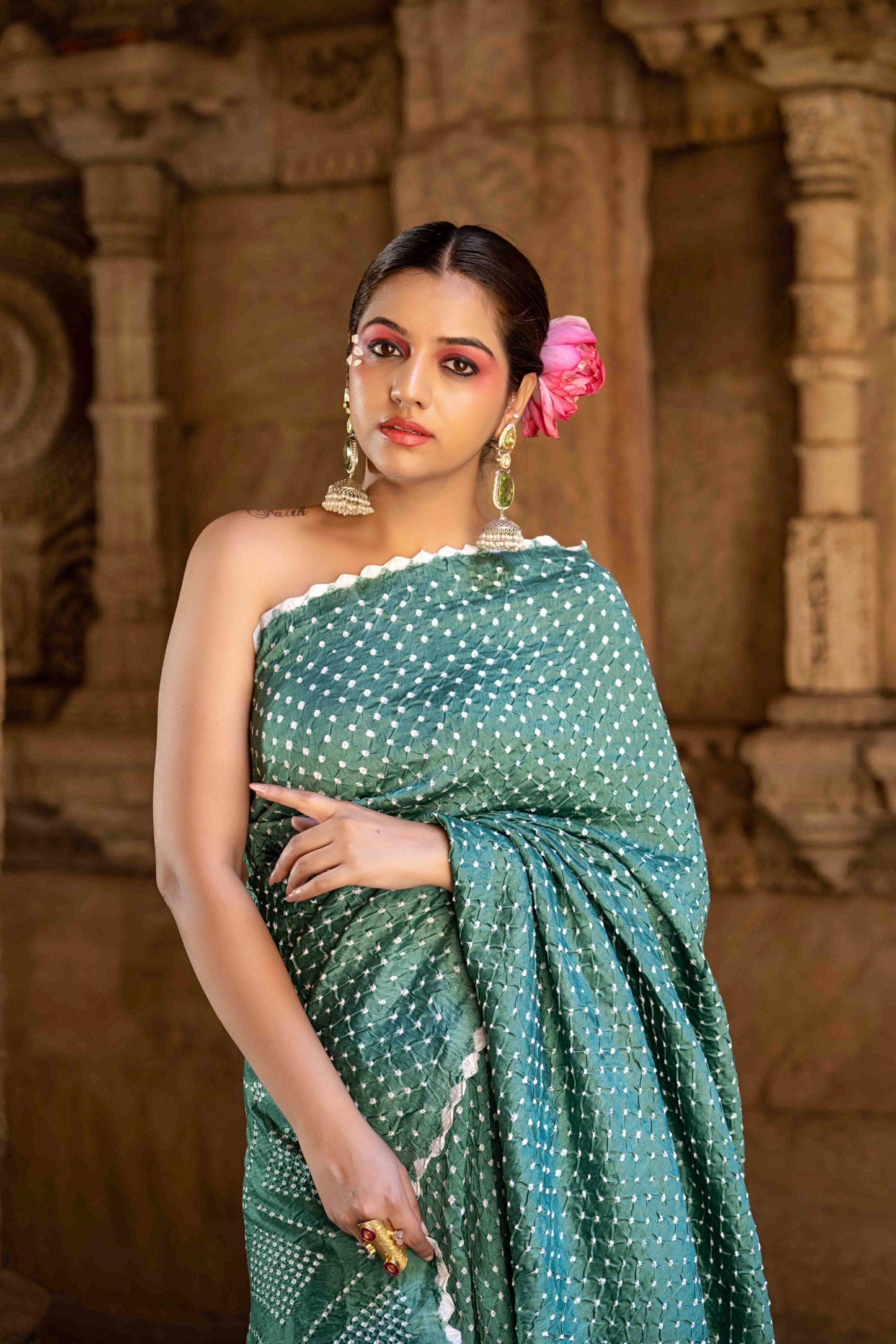 Bandhej Rama Green Saree