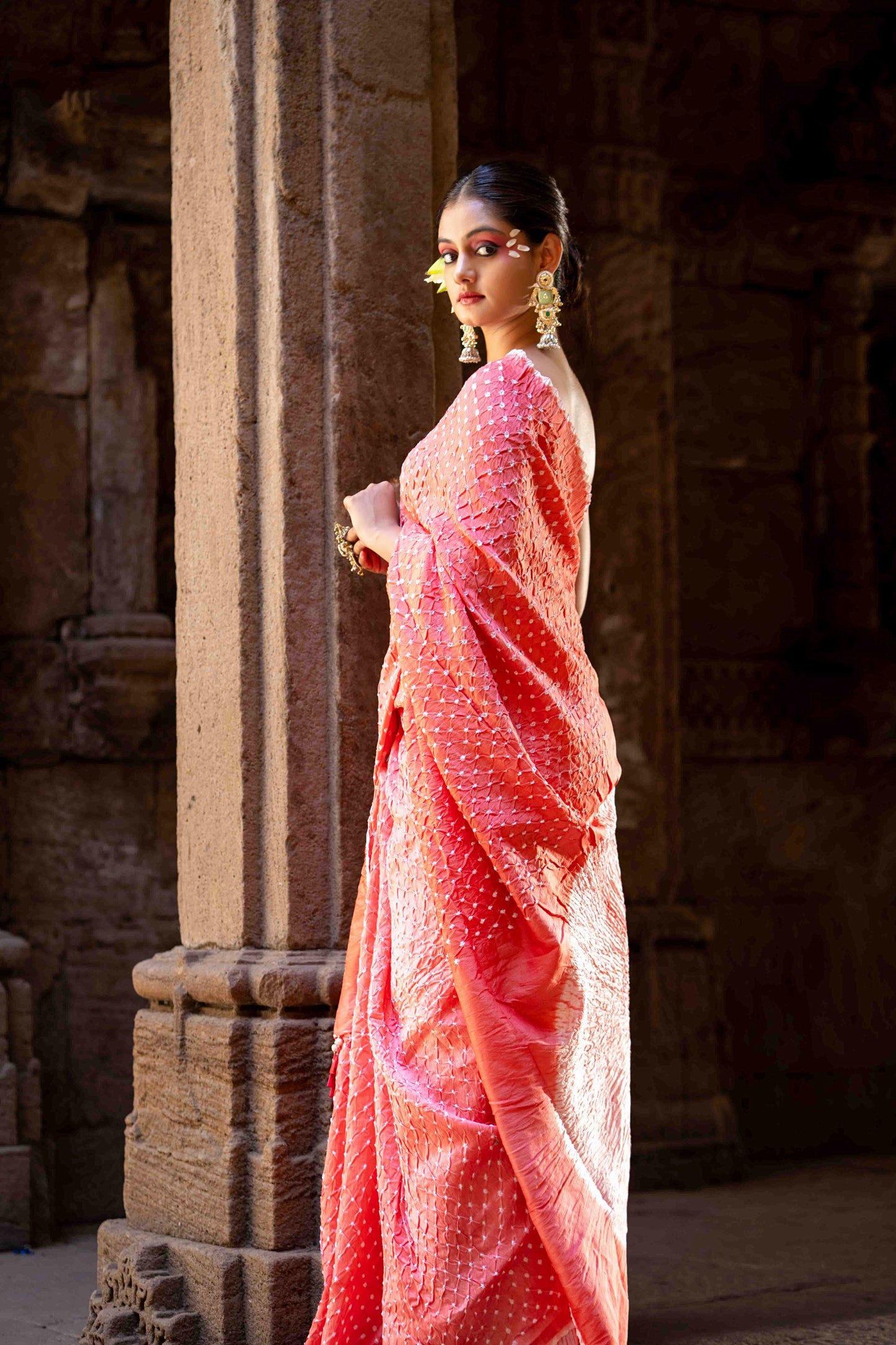 Bandhani Shibori Peach Saree With Tassels
