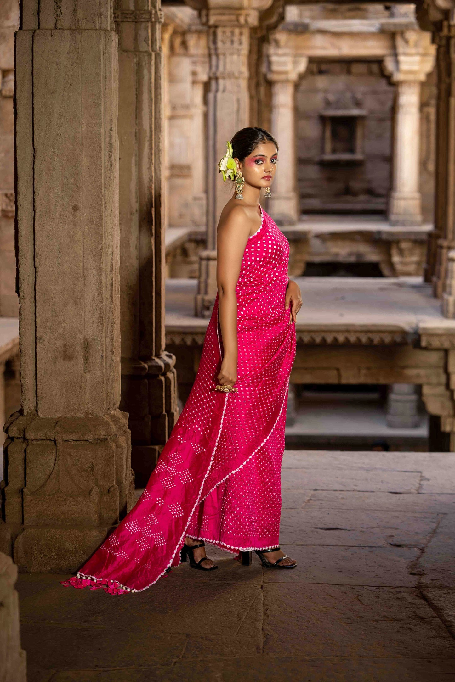 Pink Bandhej Saree Saree With Tassels