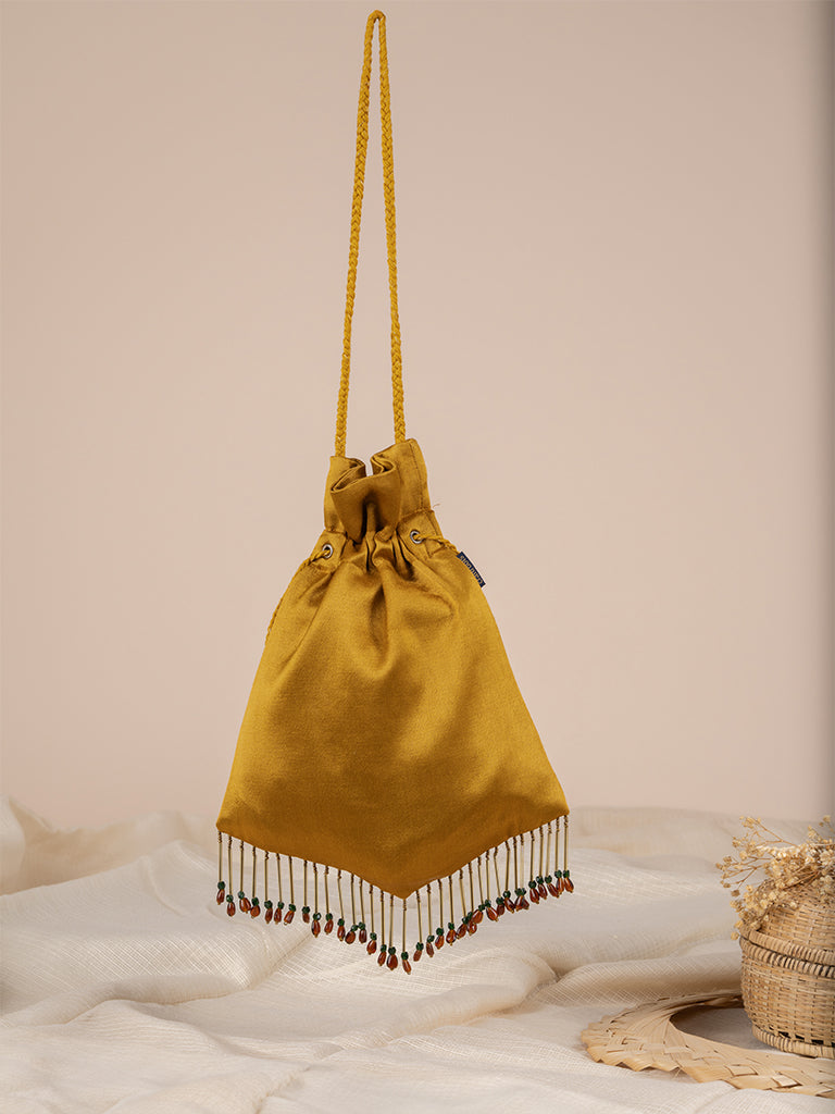 Pentagonal With Sujni Hanging Potli