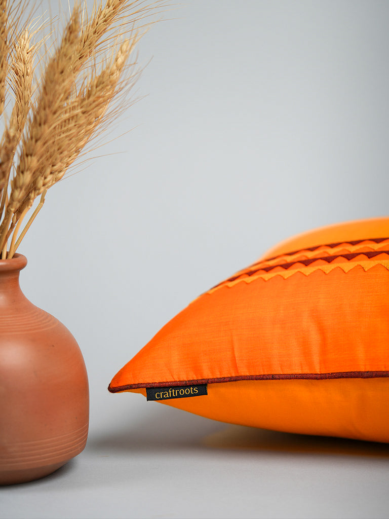 Char Kanguri Cushion Cover