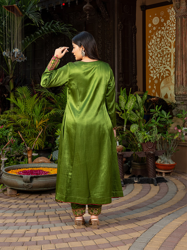 Mashru Kurta Set with Aari and Mirror Work