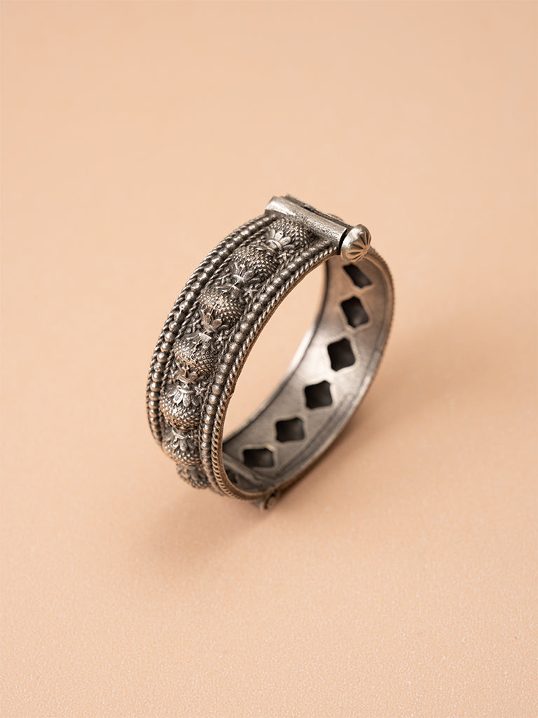 Half Matka Circular Bangle