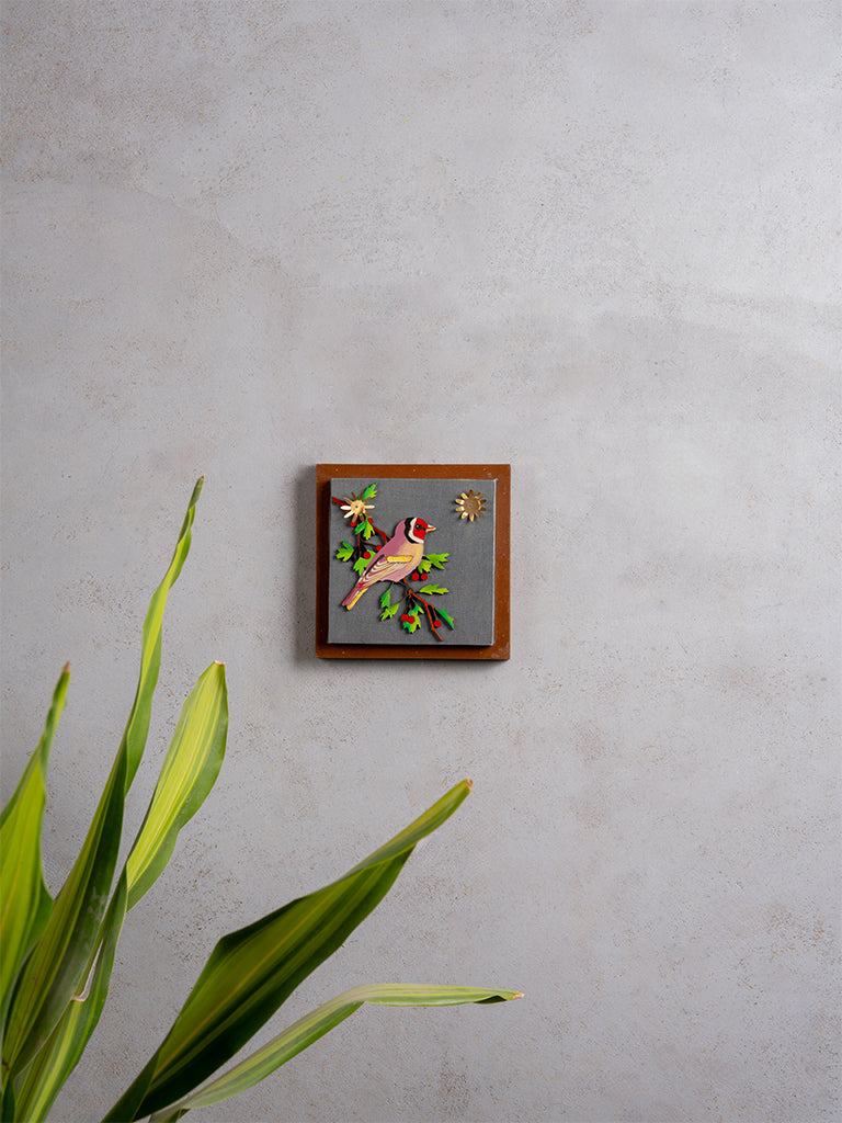 Finch Wall Frame