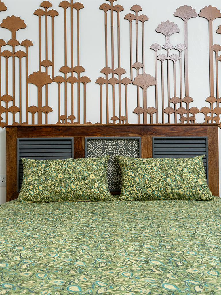 Luscious Green Garden Bedsheet Set
