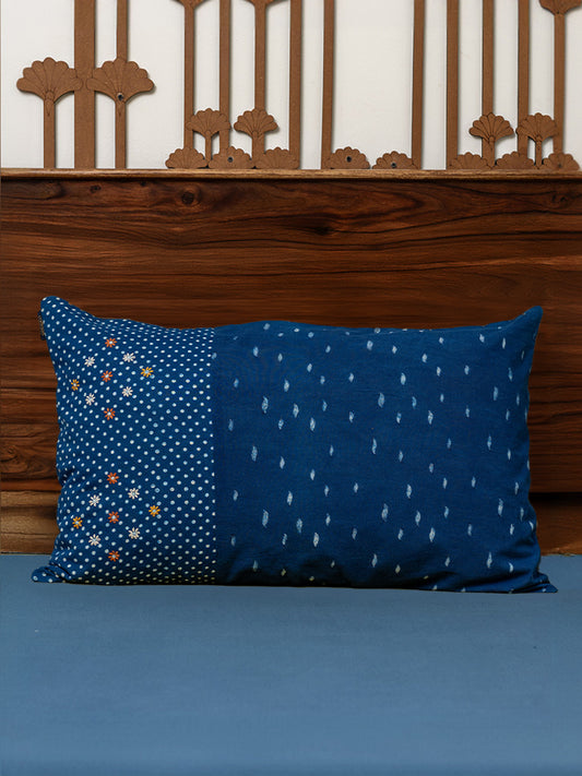 Daisy Dots Pillow Cover