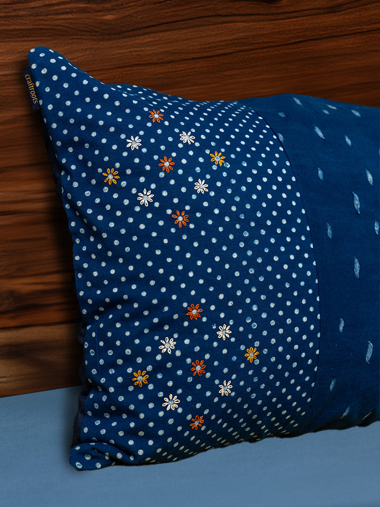 Daisy Dots Pillow Cover