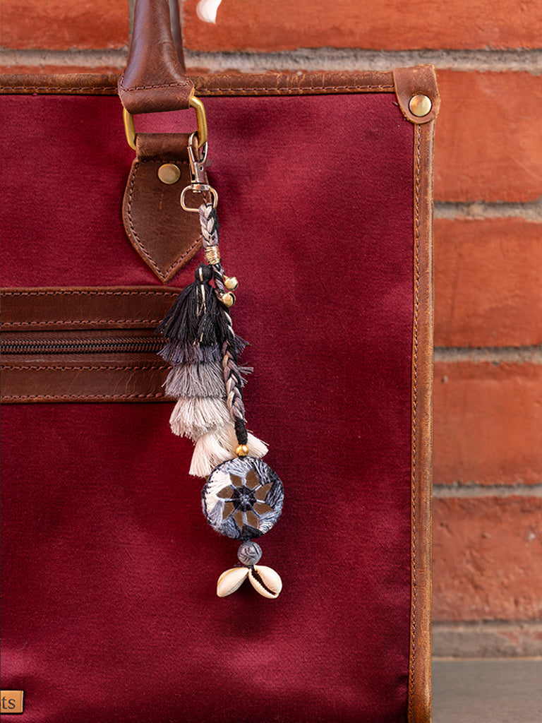 Black Karodiya Tassel Keychain