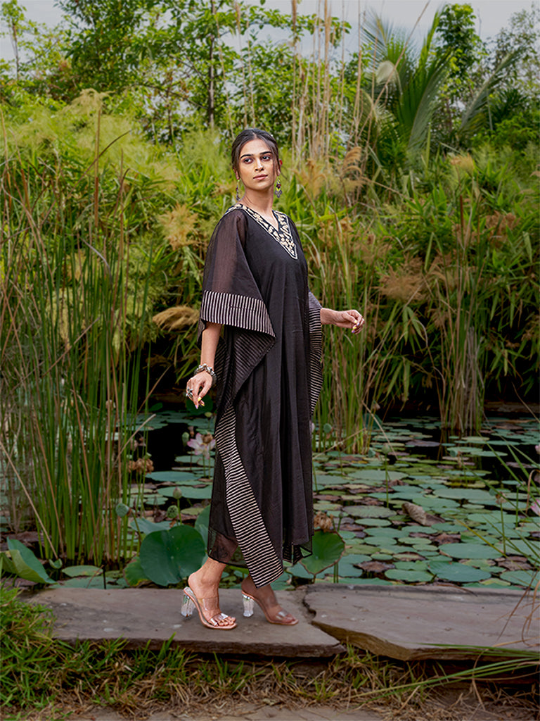Mirror Work V-Neck Long Kaftan