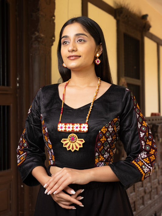 Mirror Kanguri MDF Necklace Set