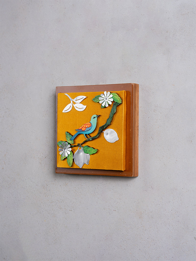 Bird With Lemon Wall Frame