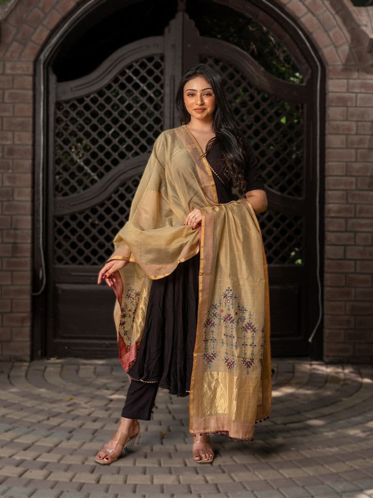 Geometric Motifs Hand-Embroidered Aari Dupatta