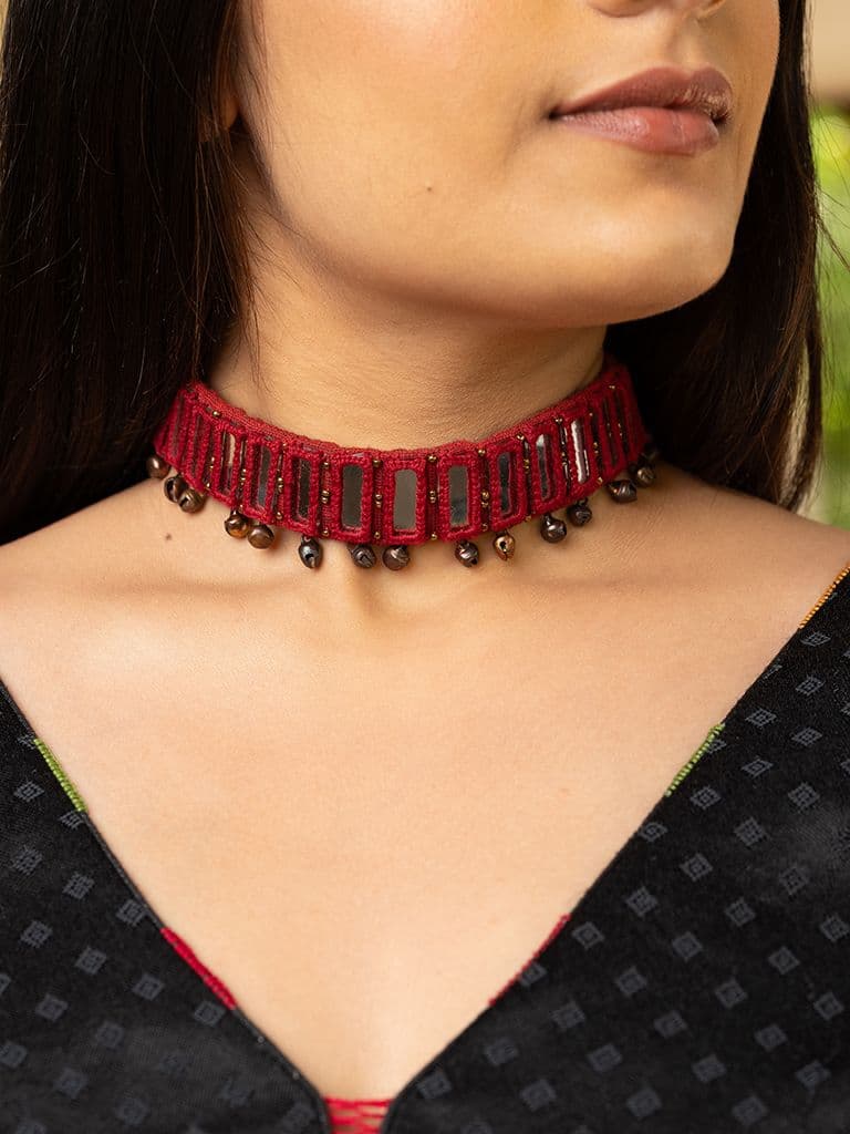 Maroon Rectangular Mirror Choker 