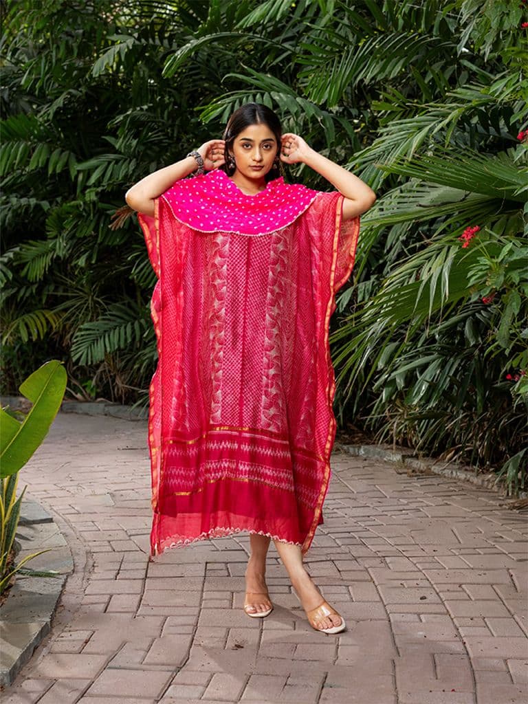 Bandhani Cowl Shibori Pleated Neck Pink Kaftan