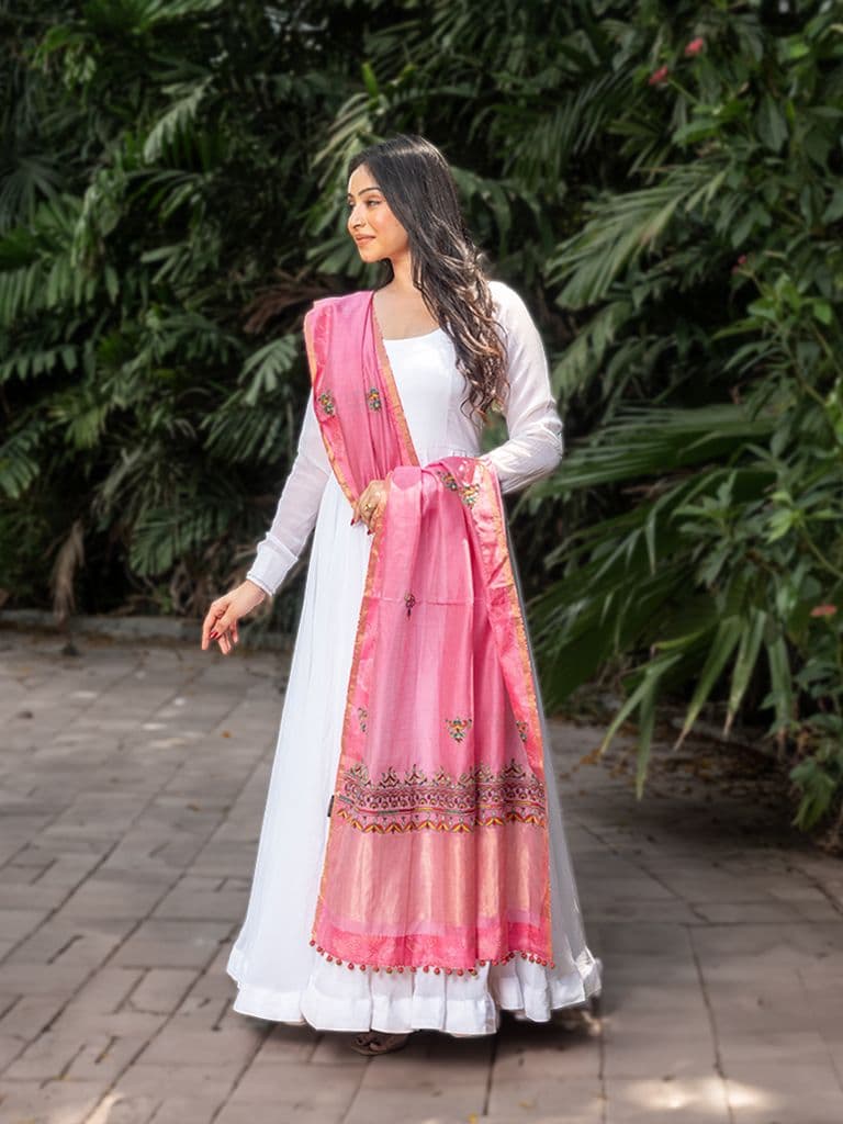 Chanderi Silk with Hand-Embroidered Aari Dupatta