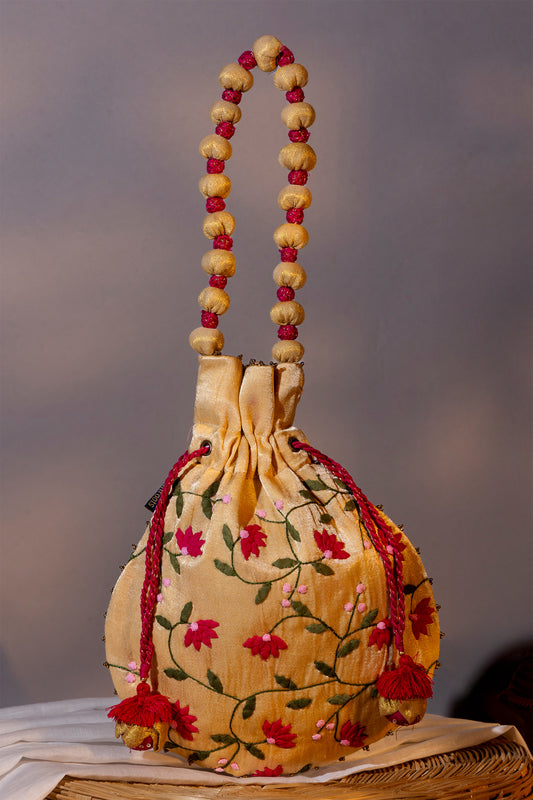 Floral Ivory Applique Flat Potli