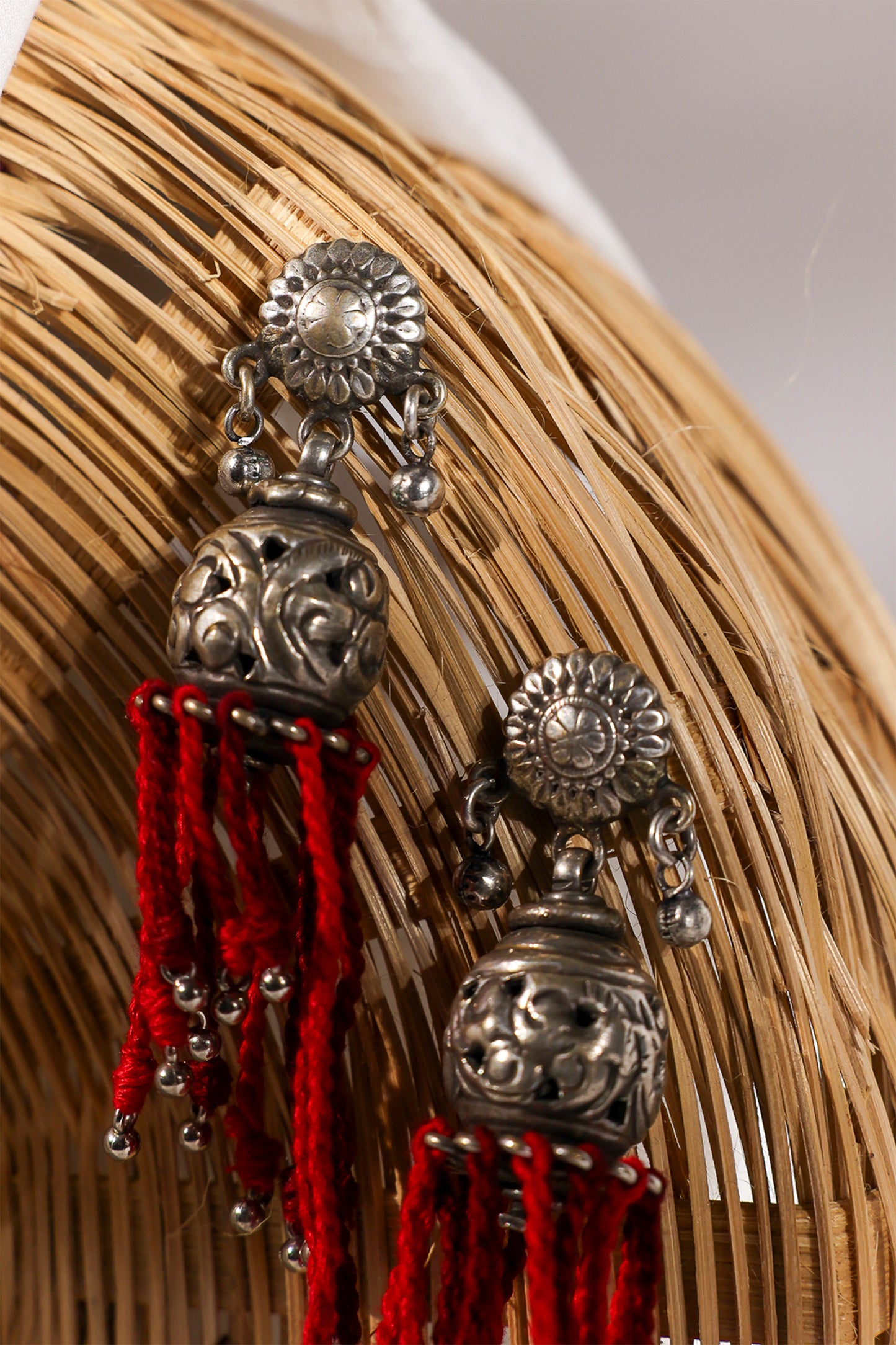 Red Twisted Thred Jumki