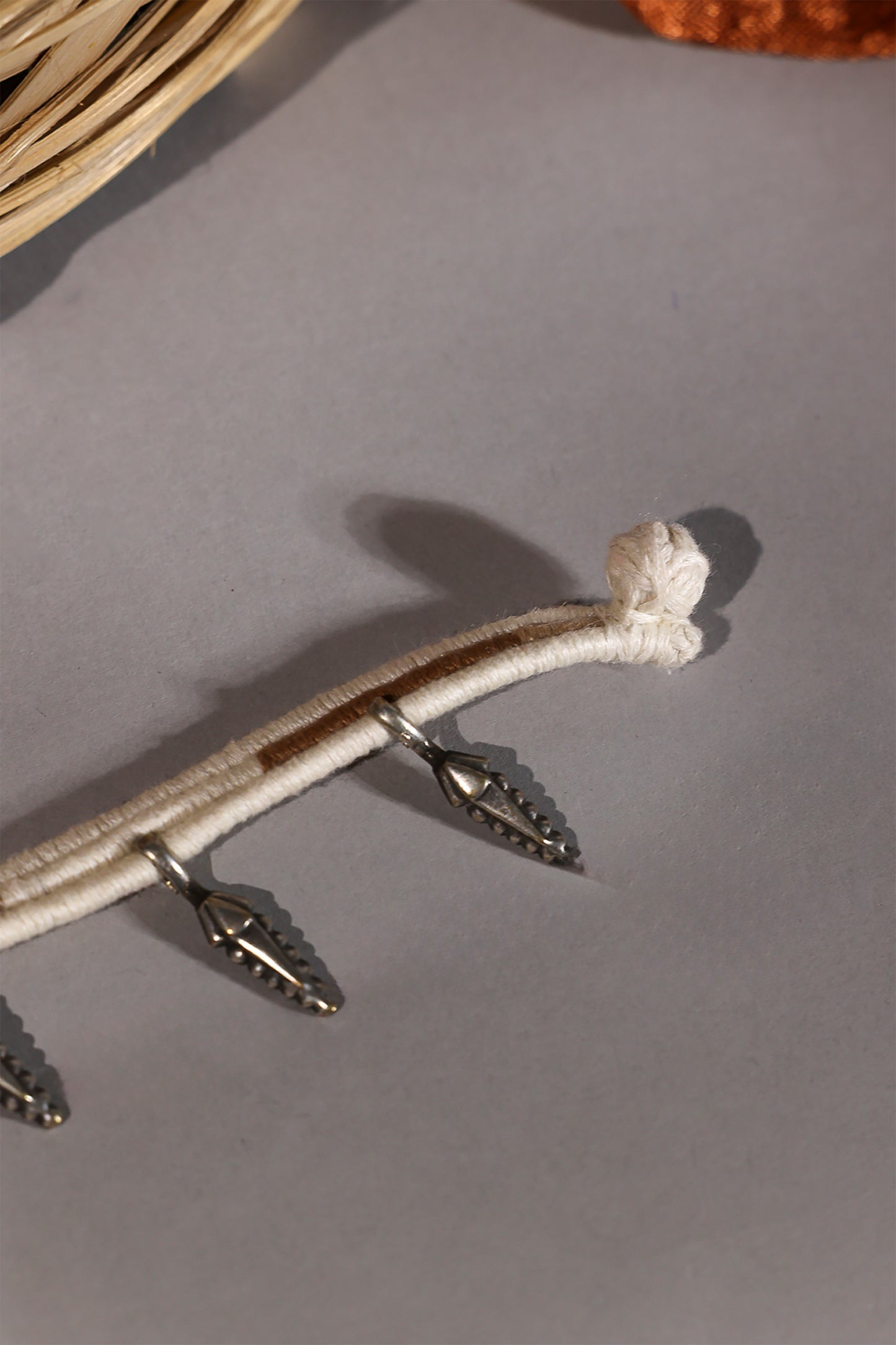 Ivory Oxidised Leaf Anklet