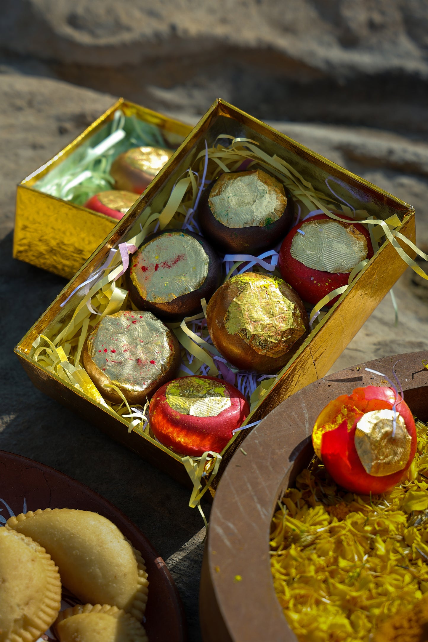 Gulal Gota In Festive Box