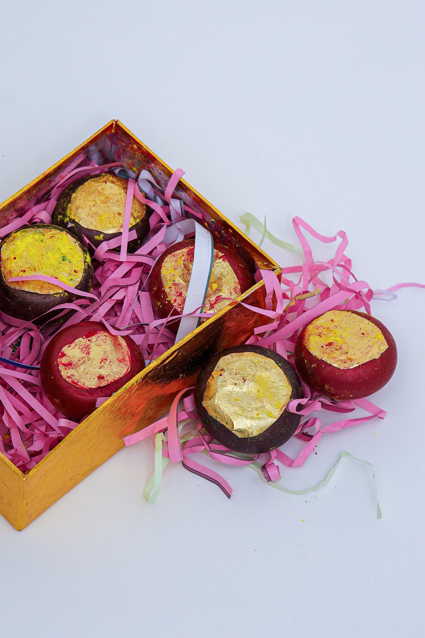 Gulal Gota In Festive Box