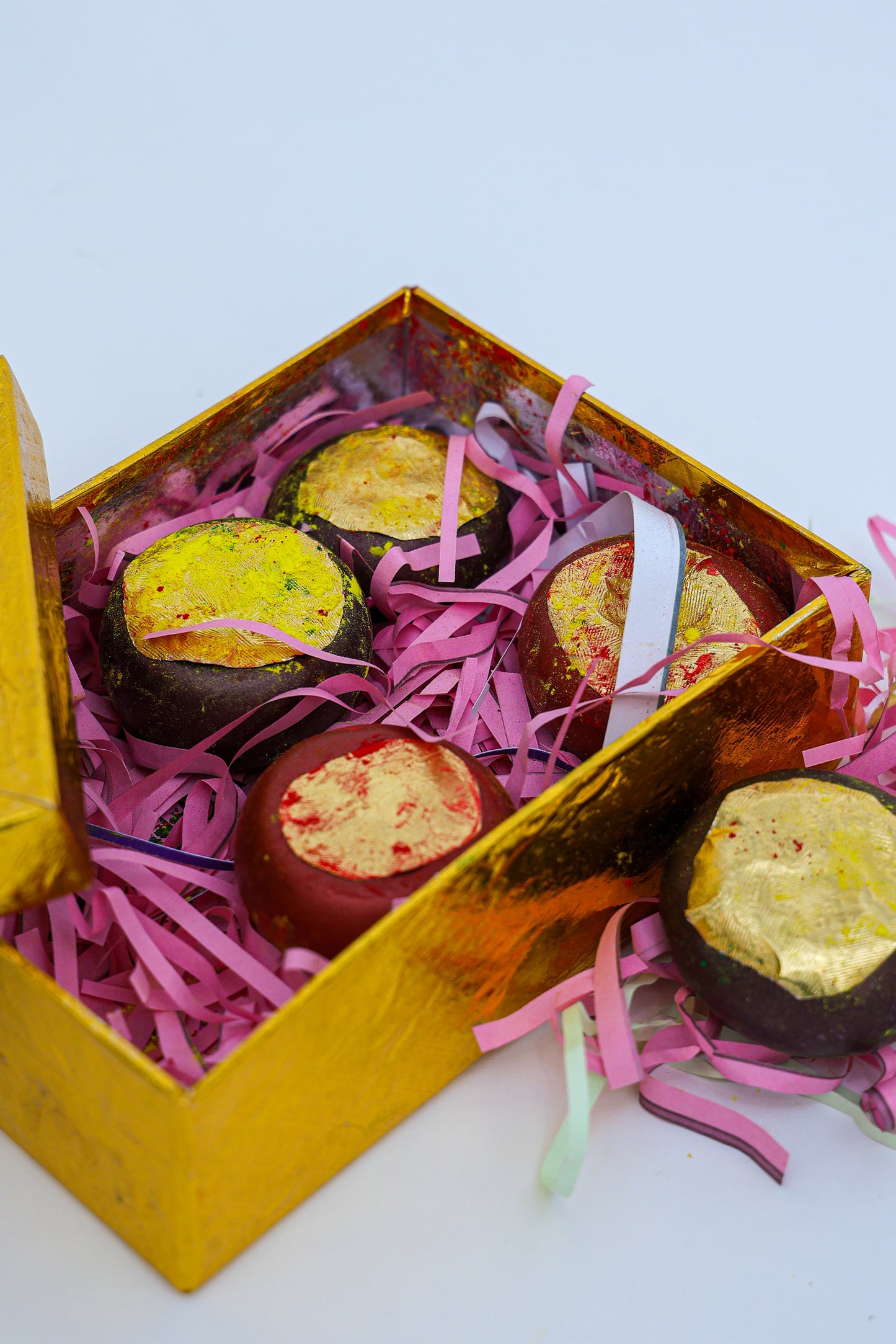 Gulal Gota In Festive Box