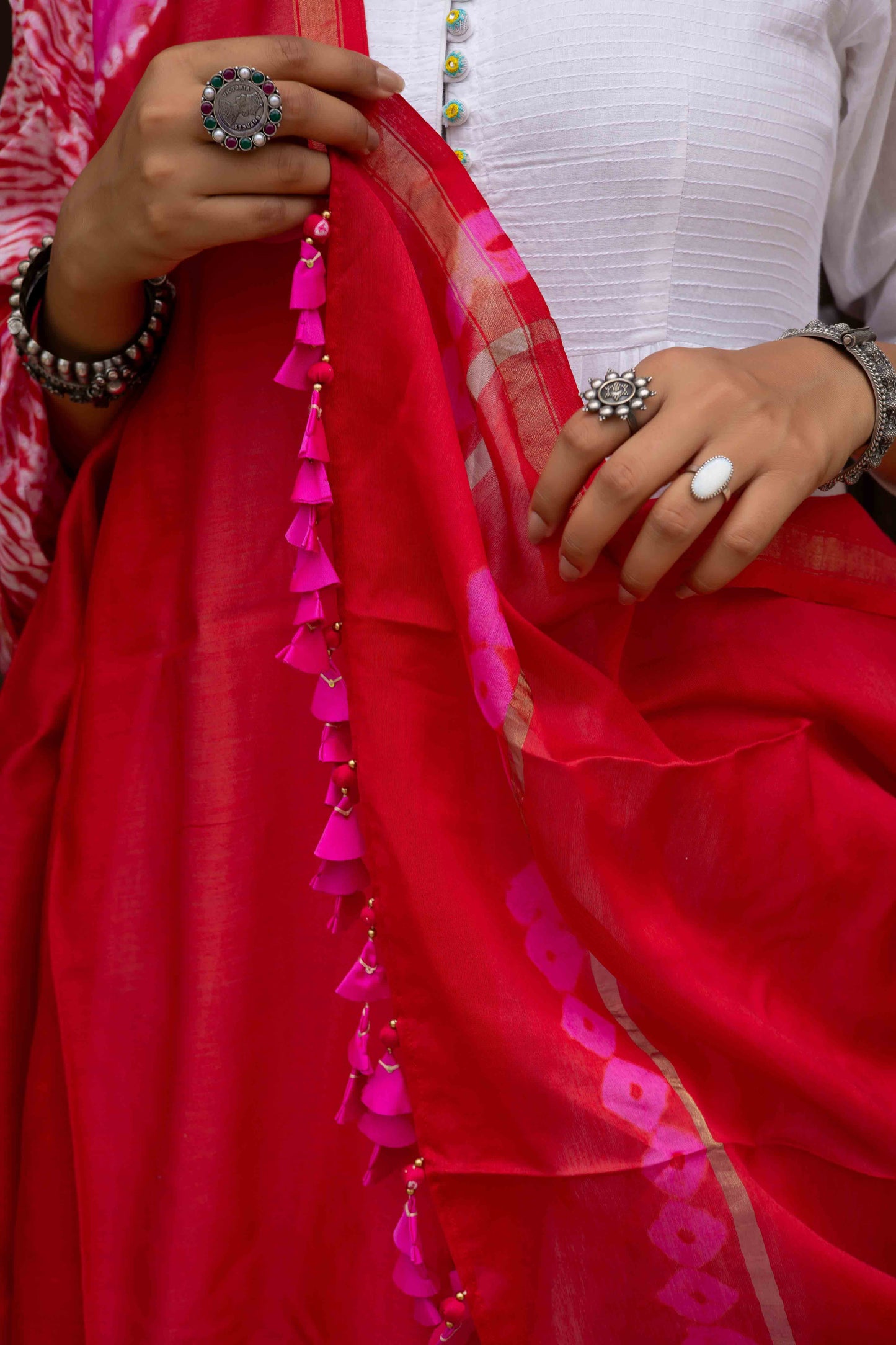 Red Laheriya Bandhani  Dupatta With Tassels