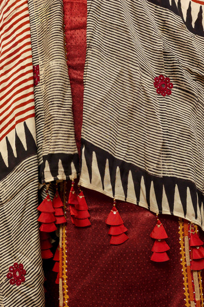 Cream Block-printed Dupatta with Red stripes and Grey highlight, lined with Tassels