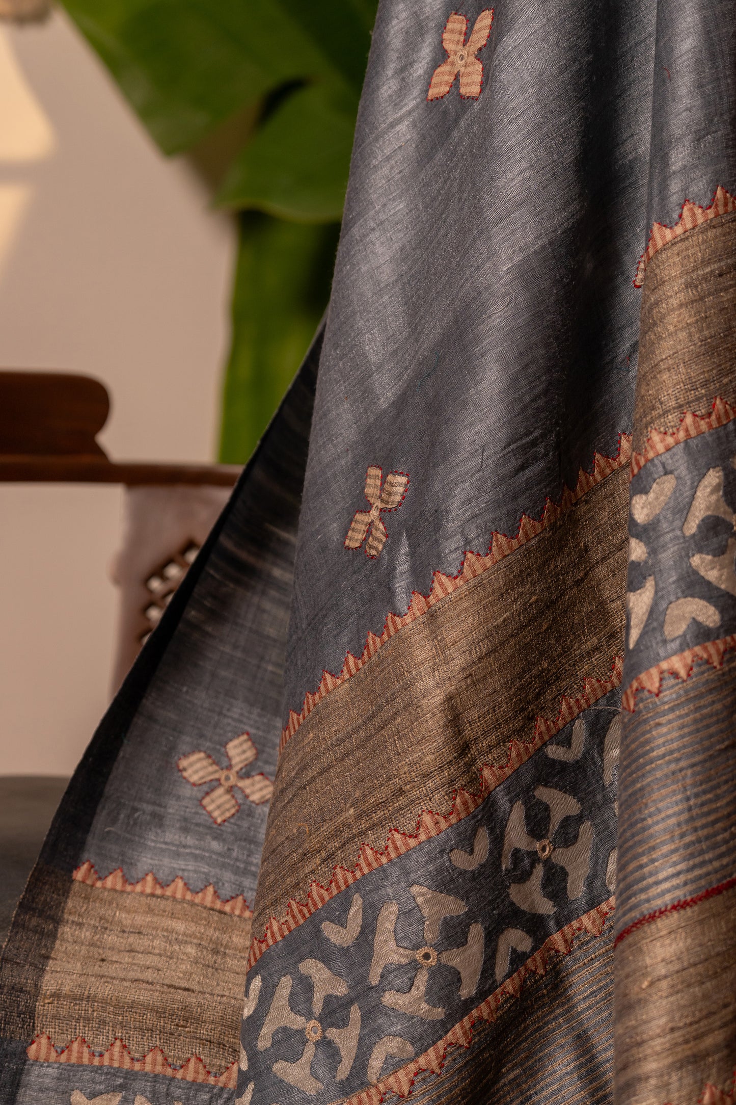 Exclusive Dark Grey Tussar Silk Saree With Handcrafted Appliqué Motifs