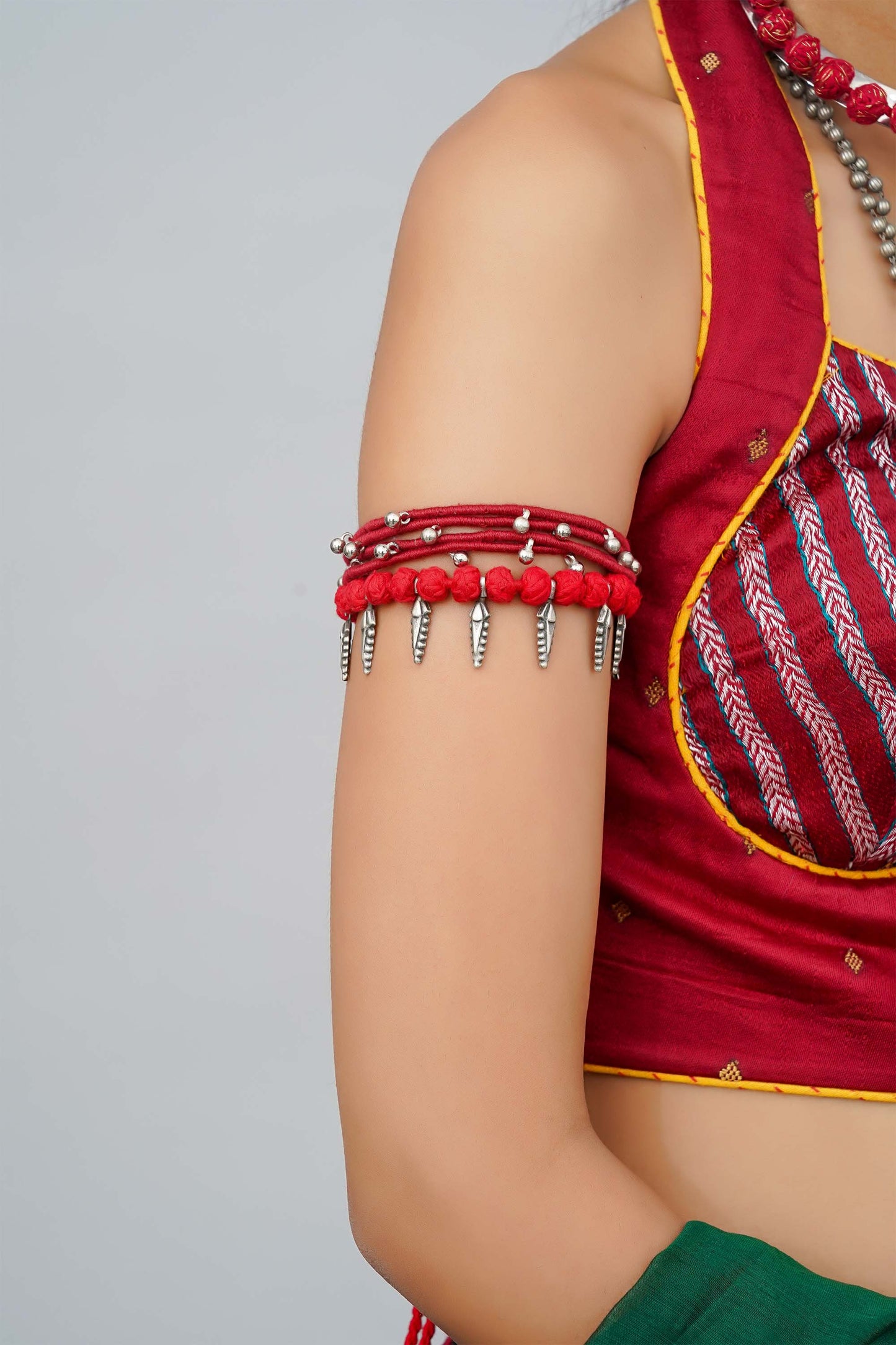 Red Layered Baju Bandh