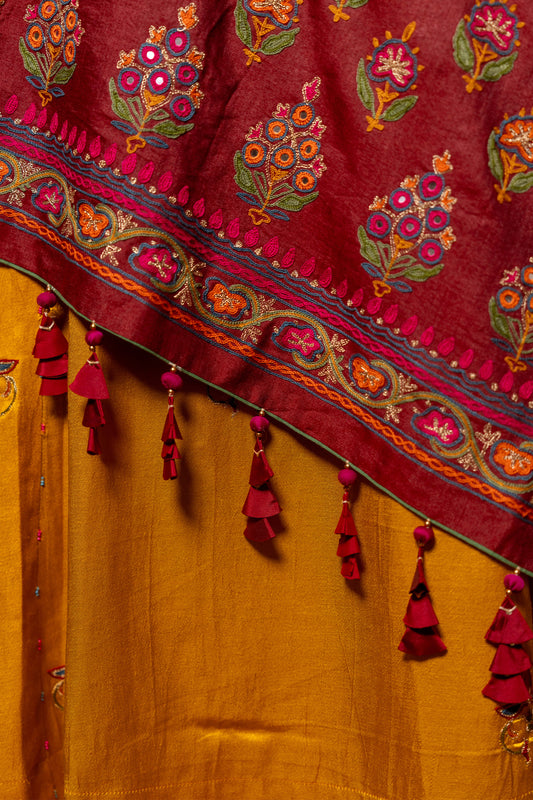 Handwoven Burgundy Dupatta With Exquisite Aari Embroidery