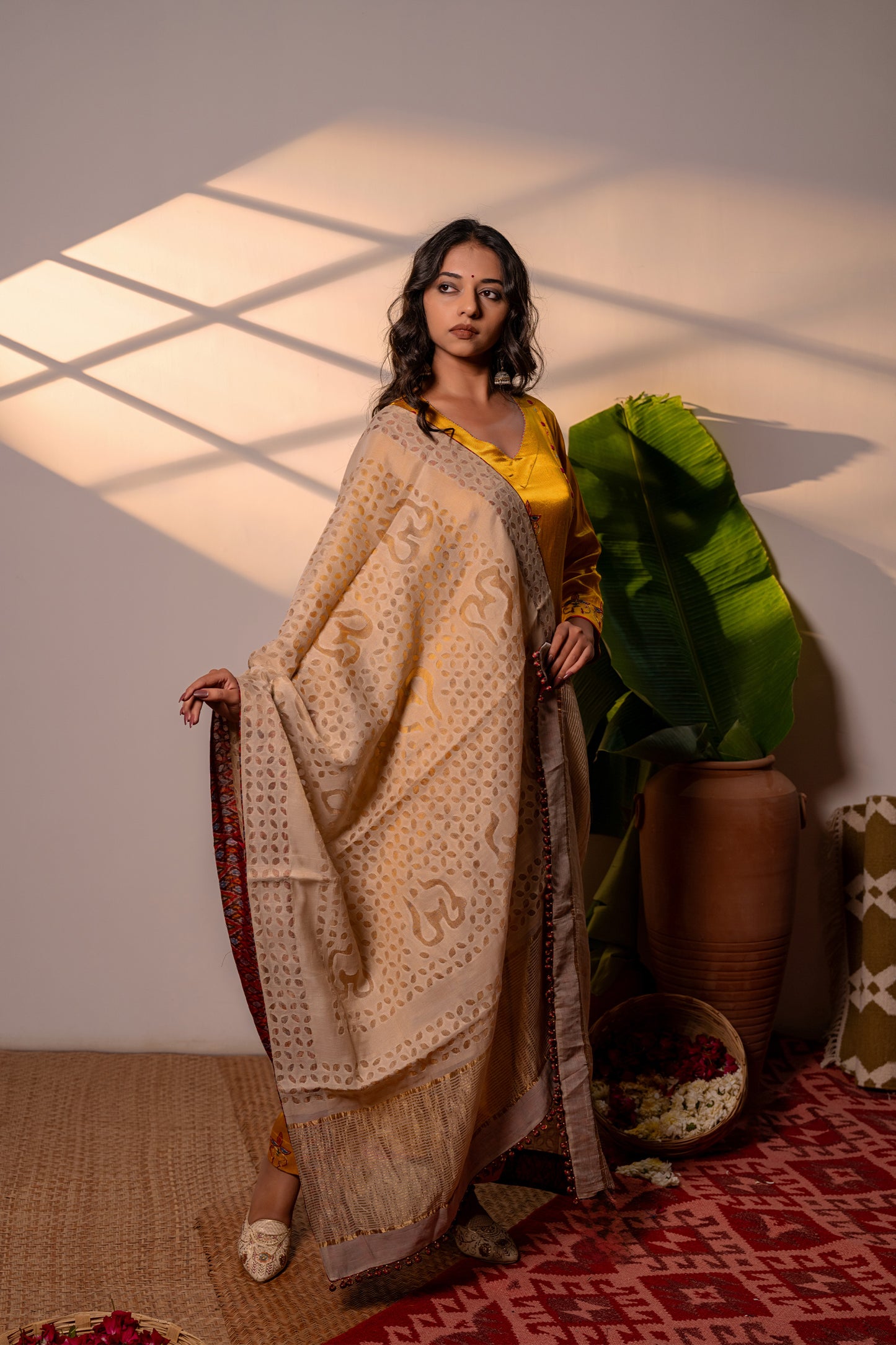 Ivory Tissue Hand-Cut Applique Festive Dupatta